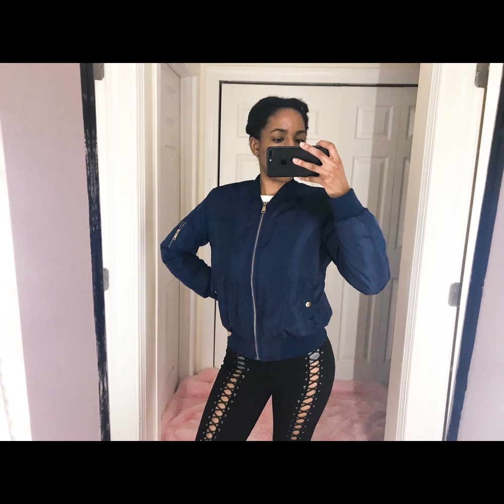 ❌SOLD❌NAVY BLUE BOMBER JACKET - Picture 2 of 2